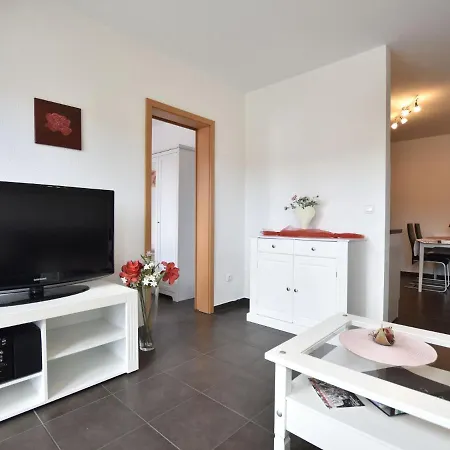 Modern In Near The Forest Apartment Boltenhagen (Ostseebad)